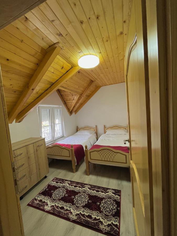 Guesthouse Gezim Selimaj Valbone Extérieur photo