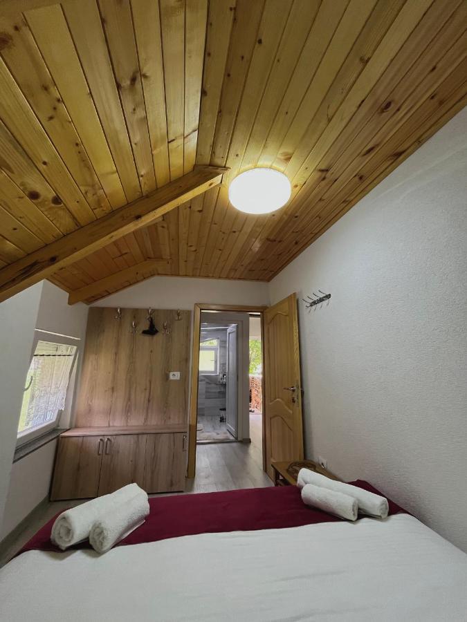 Guesthouse Gezim Selimaj Valbone Extérieur photo